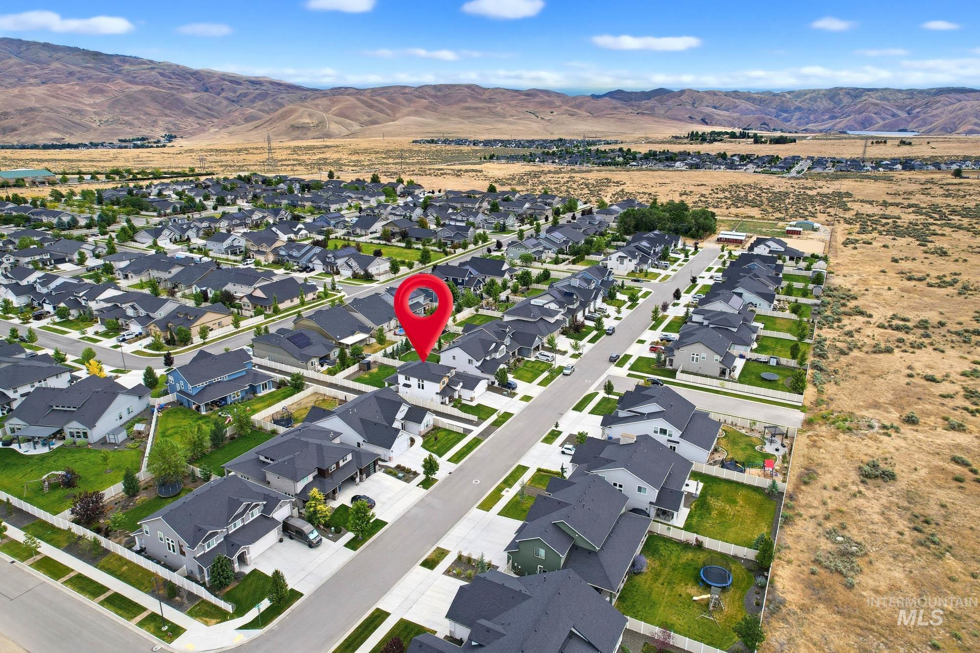 5676 E Zaffre Ridge St., Boise, Idaho 83716, 3 Bedrooms, 2.5 Bathrooms, Residential For Sale, Price $699,800, 98992389
