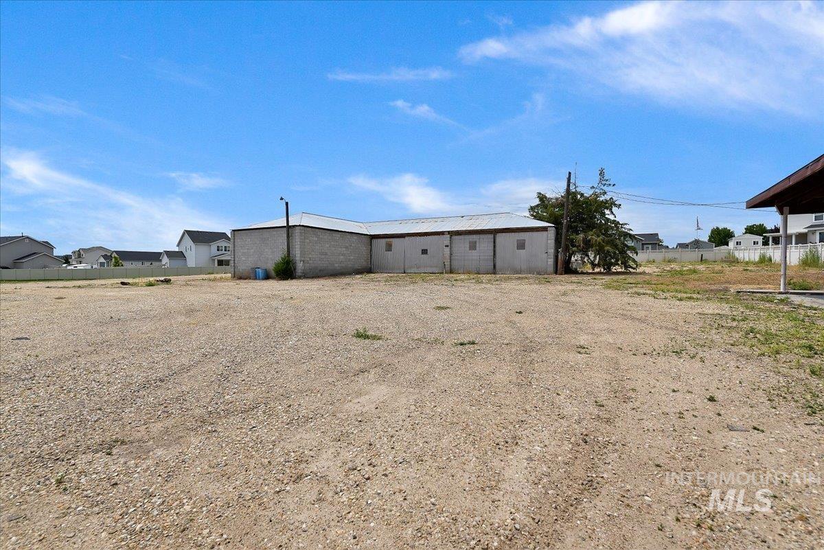 15279 S Indiana Ave, Caldwell, Idaho 83607, 4 Bedrooms, 1 Bathroom, Residential For Sale, Price $424,900, 98992394