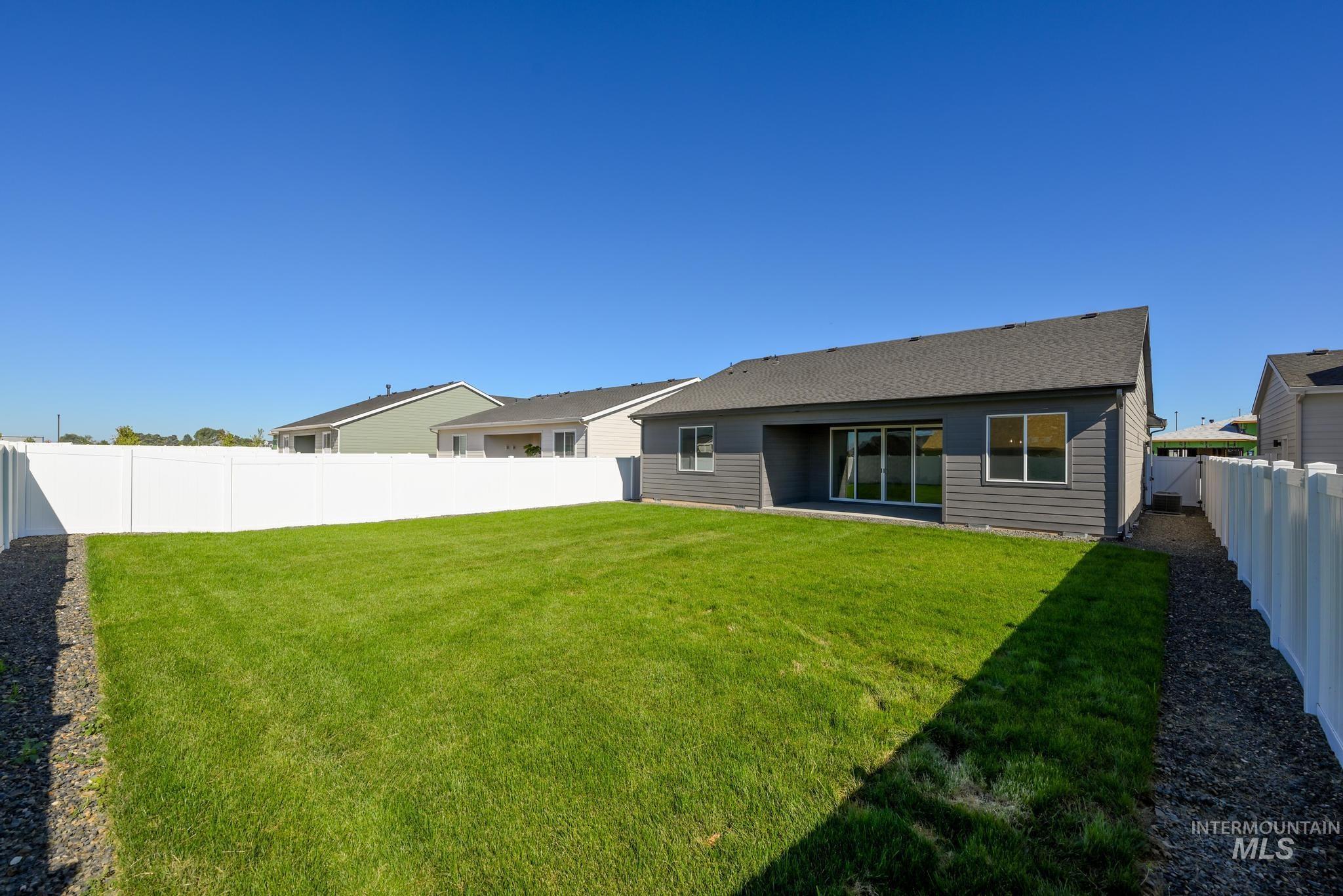 14887 Wing Spread Dr, Caldwell, Idaho 83607, 3 Bedrooms, 2 Bathrooms, Residential For Sale, Price $429,000, 98992395