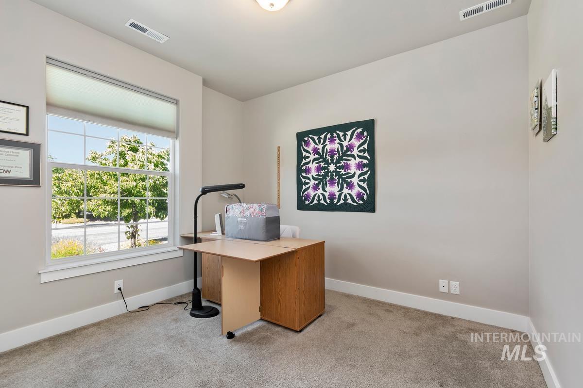 5685 W Night Sky Ct, Boise, Idaho 83714, 3 Bedrooms, 2 Bathrooms, Residential For Sale, Price $769,000,MLS 98992396