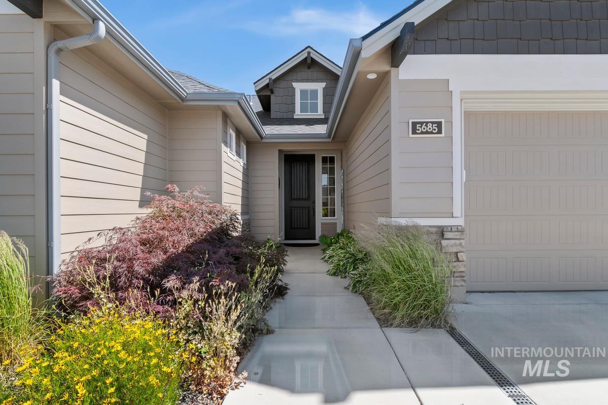 5685 W Night Sky Ct, Boise, Idaho 83714, 3 Bedrooms, 2 Bathrooms, Residential For Sale, Price $769,000,MLS 98992396