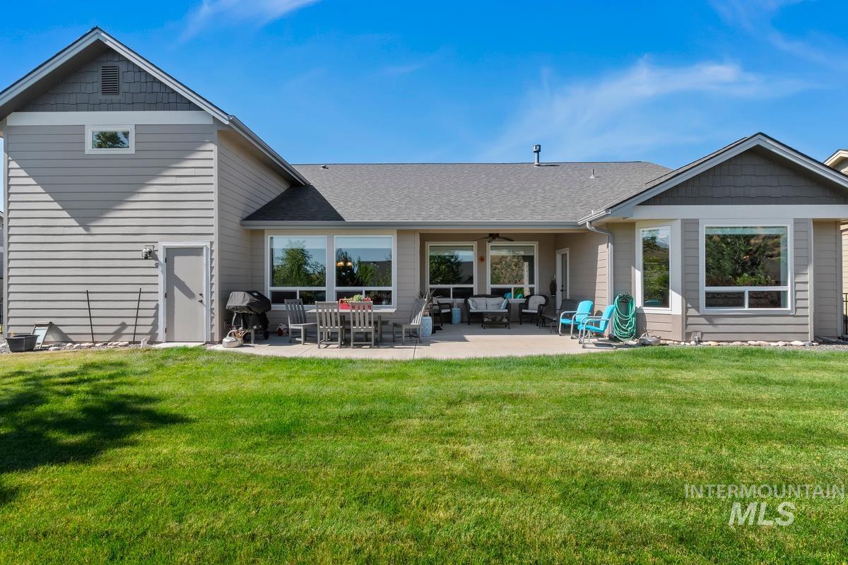 5685 W Night Sky Ct, Boise, Idaho 83714, 3 Bedrooms, 2 Bathrooms, Residential For Sale, Price $769,000,MLS 98992396