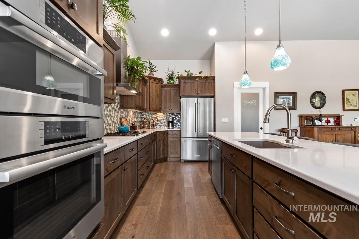 5685 W Night Sky Ct, Boise, Idaho 83714, 3 Bedrooms, 2 Bathrooms, Residential For Sale, Price $769,000,MLS 98992396