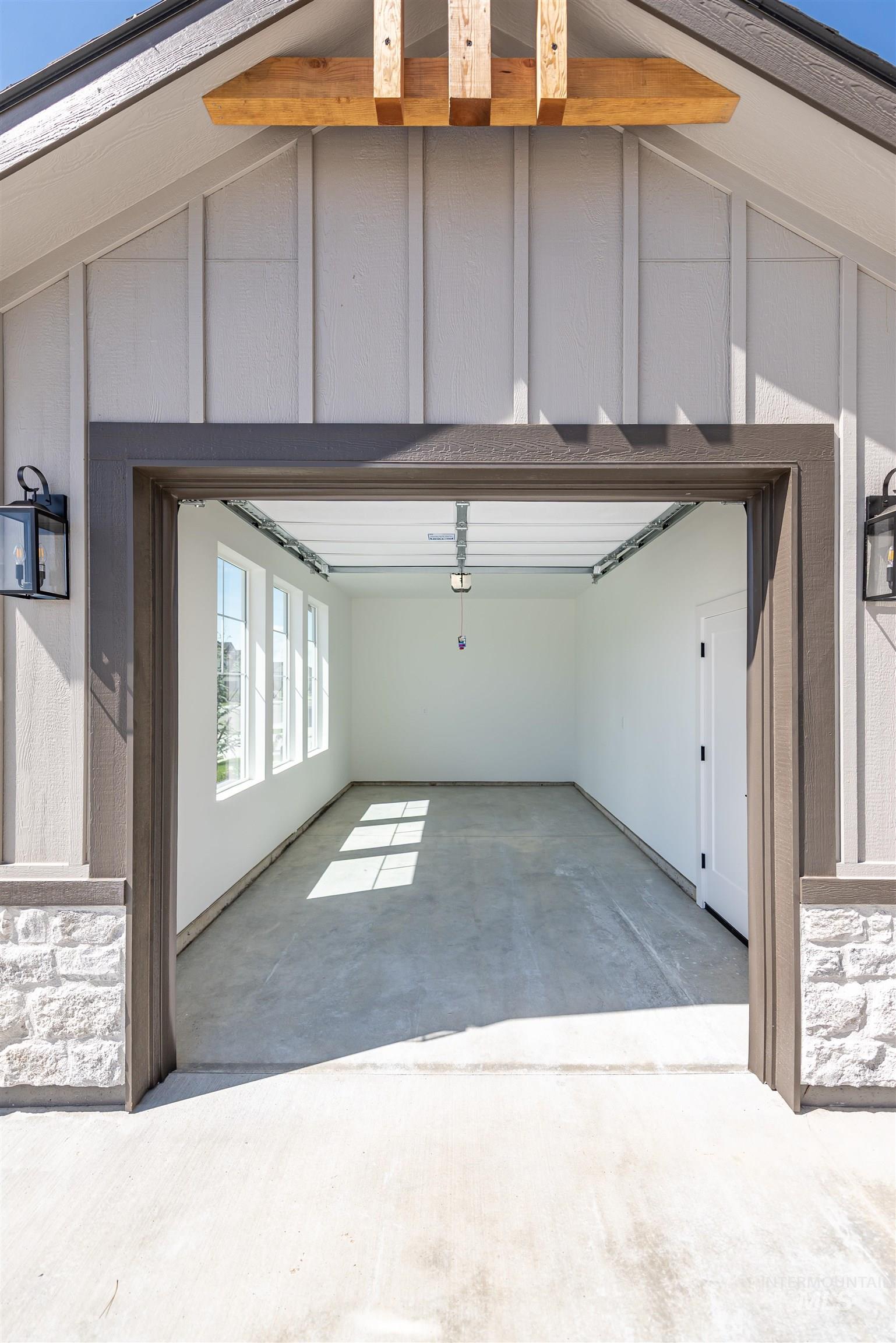 9454 S Egg Harbor, Kuna, Idaho 83634, 4 Bedrooms, 3 Bathrooms, Residential For Sale, Price $689,900,MLS 98992397
