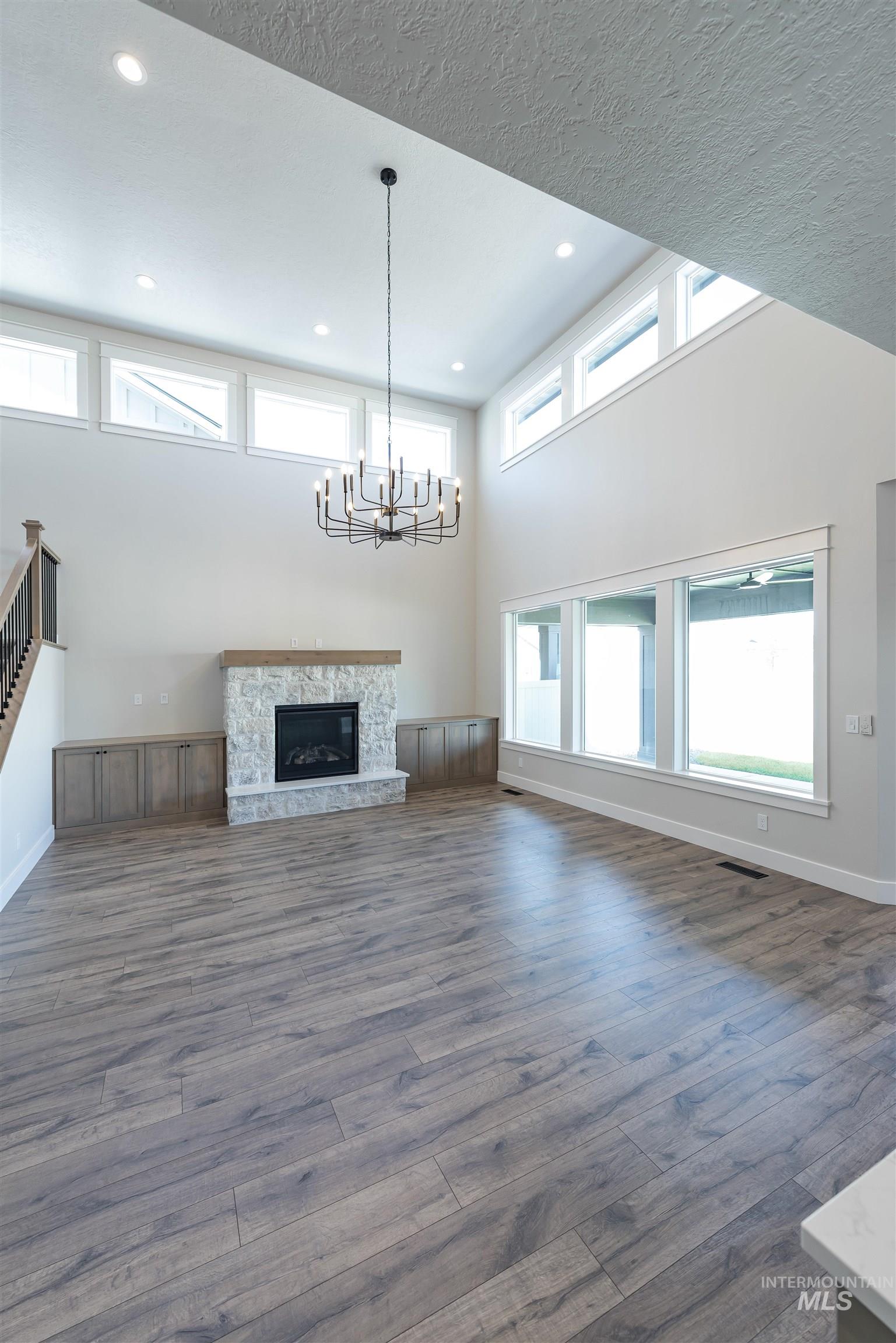 9454 S Egg Harbor, Kuna, Idaho 83634, 4 Bedrooms, 3 Bathrooms, Residential For Sale, Price $689,900,MLS 98992397