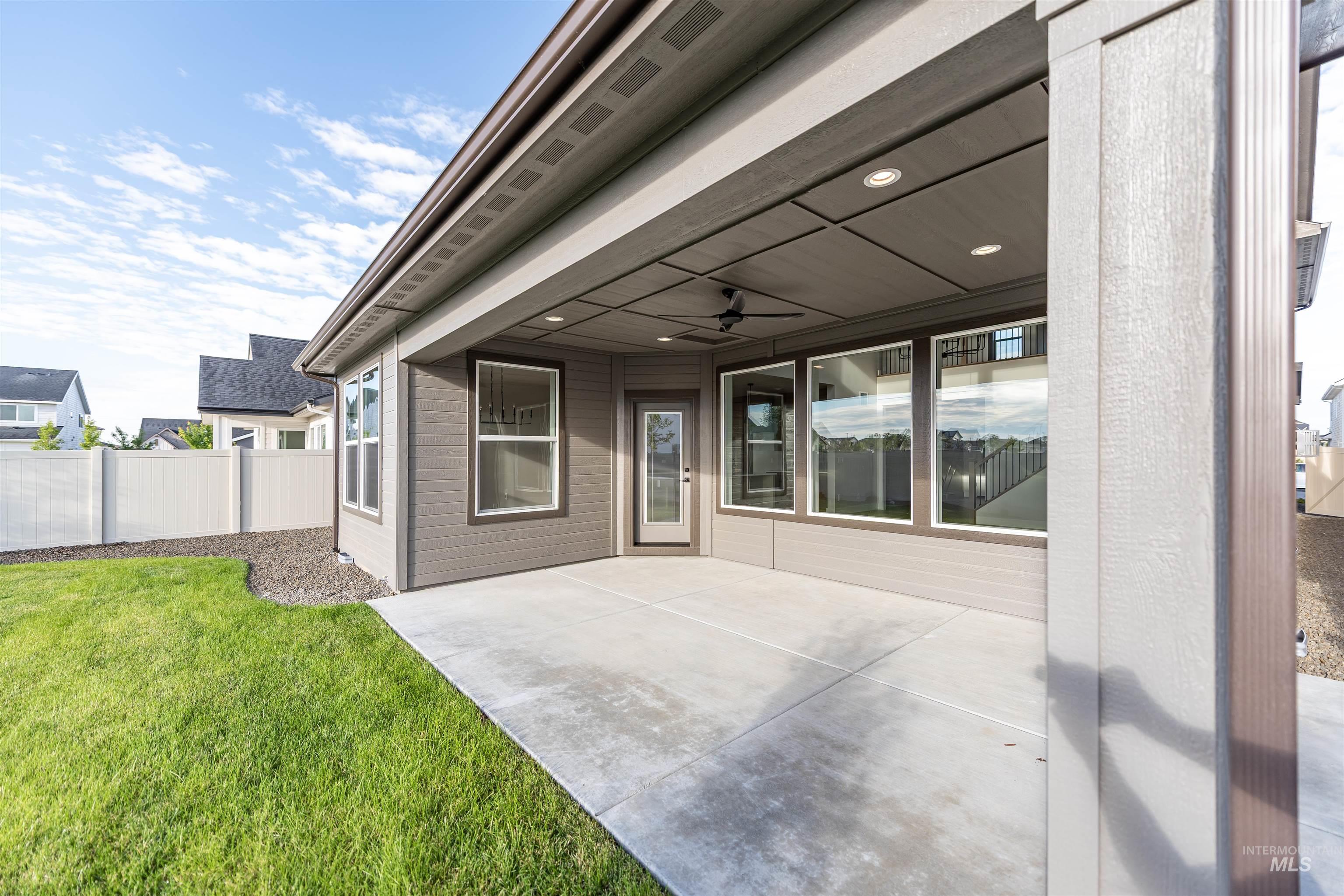 9454 S Egg Harbor, Kuna, Idaho 83634, 4 Bedrooms, 3 Bathrooms, Residential For Sale, Price $689,900,MLS 98992397