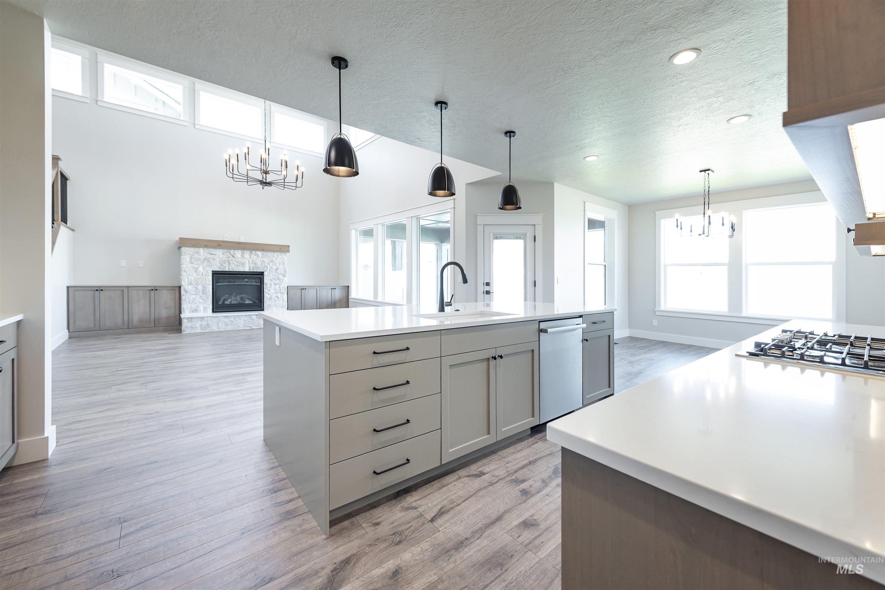 9454 S Egg Harbor, Kuna, Idaho 83634, 4 Bedrooms, 3 Bathrooms, Residential For Sale, Price $689,900,MLS 98992397