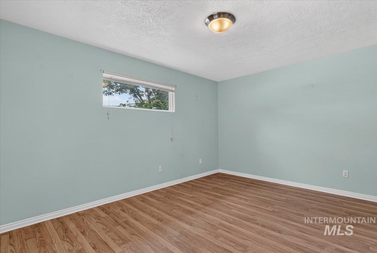 6061 S Oboe, Boise, Idaho 83709, 3 Bedrooms, 2 Bathrooms, Residential For Sale, Price $369,900, 98992400