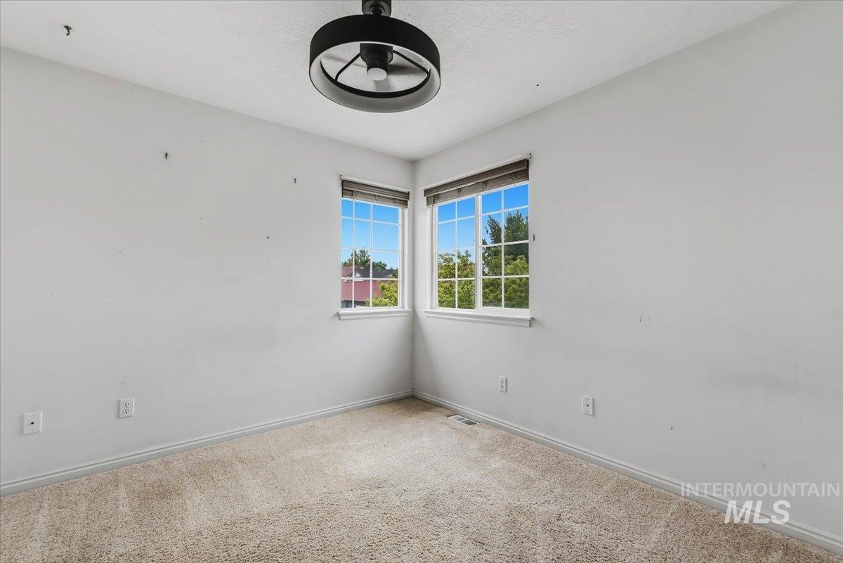 6061 S Oboe, Boise, Idaho 83709, 3 Bedrooms, 2 Bathrooms, Residential For Sale, Price $369,900, 98992400