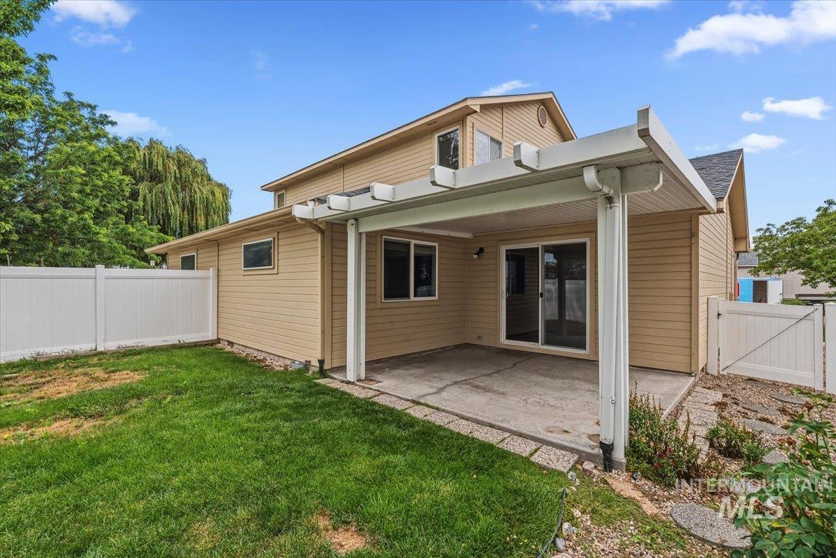 6061 S Oboe, Boise, Idaho 83709, 3 Bedrooms, 2 Bathrooms, Residential For Sale, Price $369,900, 98992400