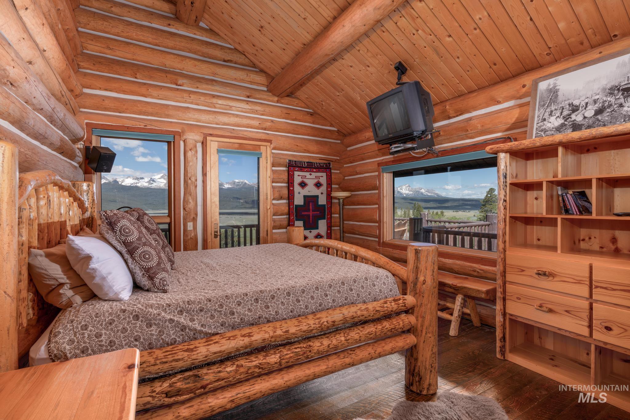 988 Fox Dr, Stanley, Idaho 83278, 3 Bedrooms, 2 Bathrooms, Residential For Sale, Price $3,595,000,MLS 98992402