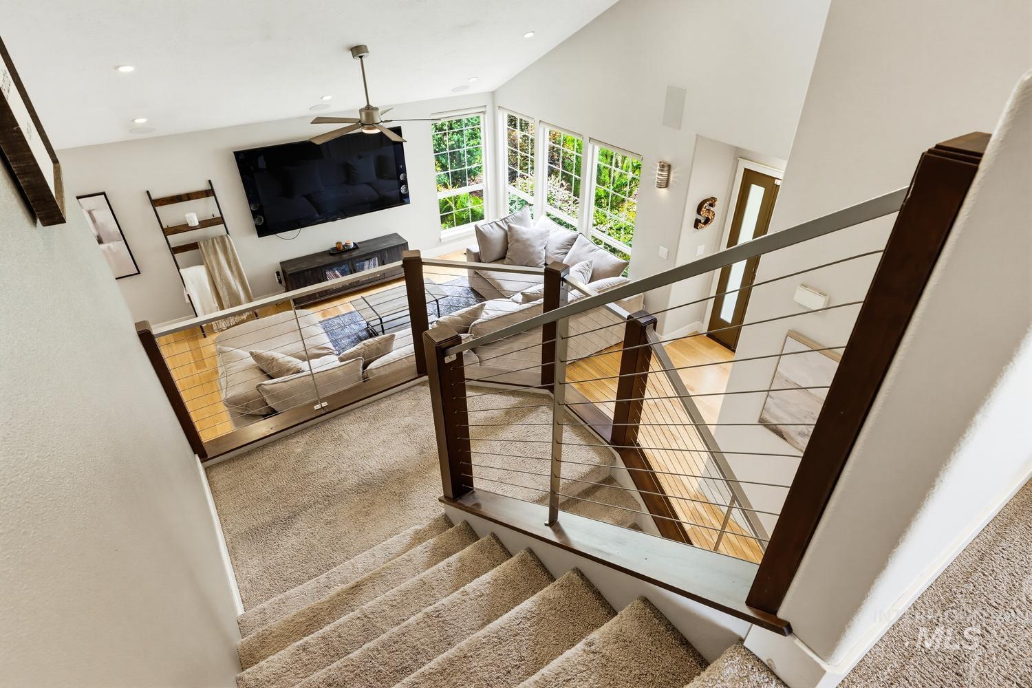 369 S Winthrop Way, Boise, Idaho 83709, 5 Bedrooms, 3 Bathrooms, Residential For Sale, Price $725,000,MLS 98992404