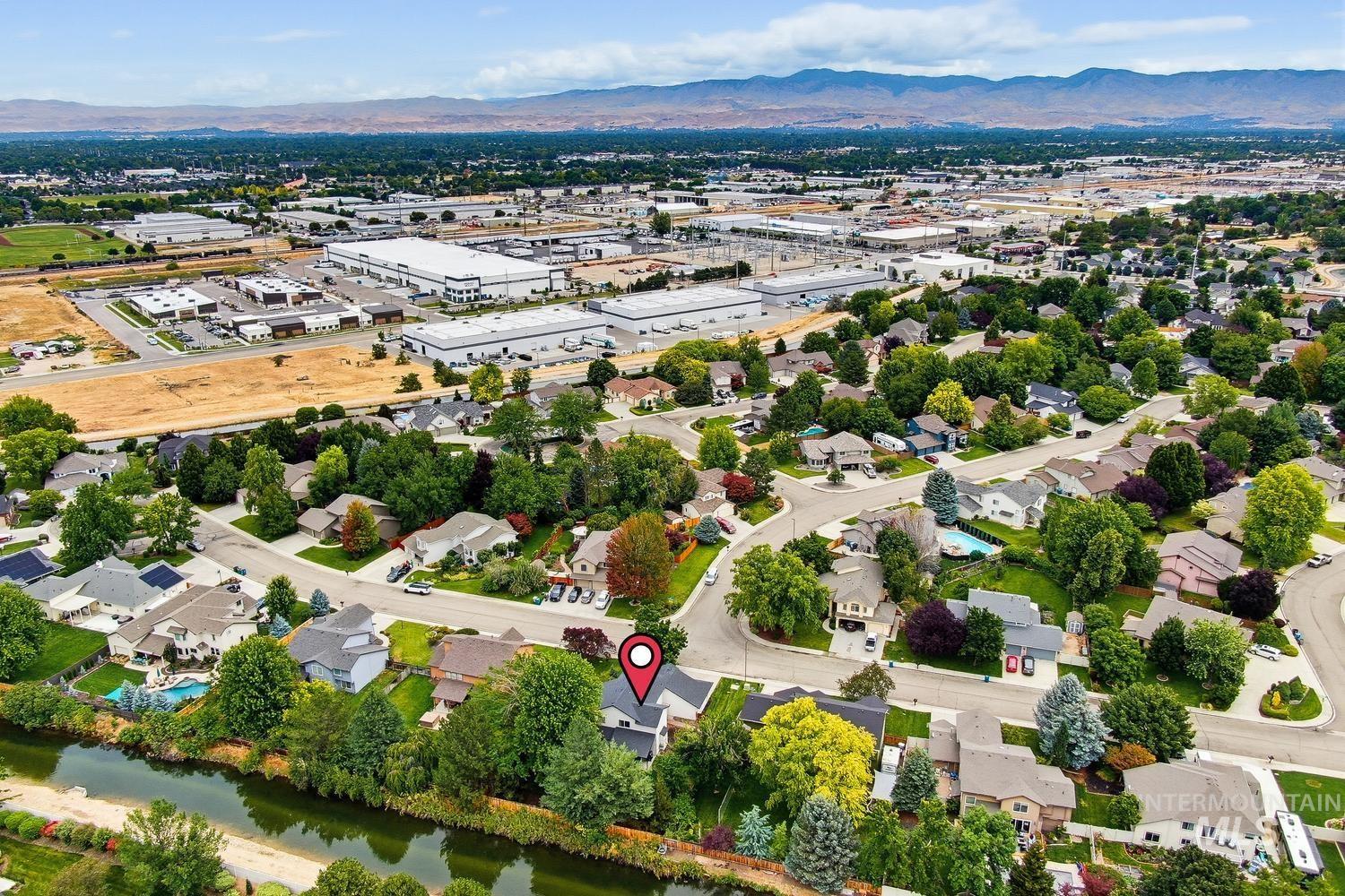 369 S Winthrop Way, Boise, Idaho 83709, 5 Bedrooms, 3 Bathrooms, Residential For Sale, Price $725,000,MLS 98992404