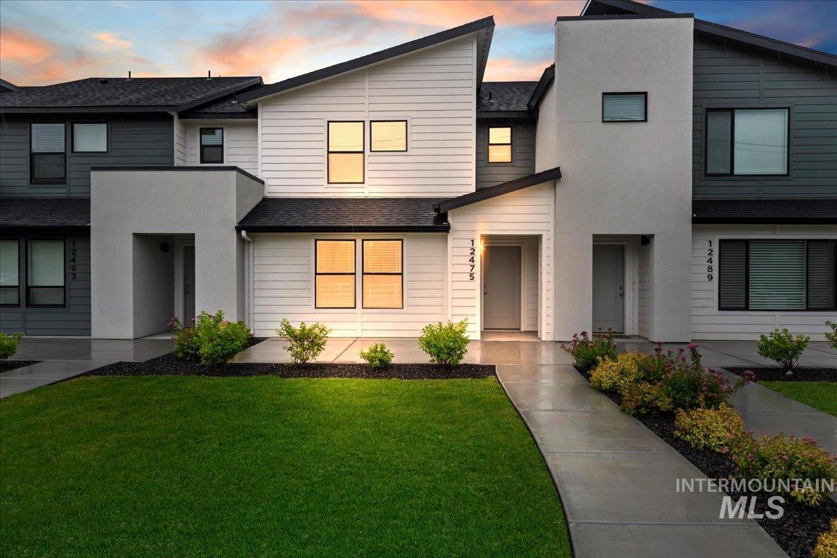 12475 W Victory Rd, Boise, Idaho 83709-3772, 3 Bedrooms, 2.5 Bathrooms, Residential For Sale, Price $415,990,MLS 98992405