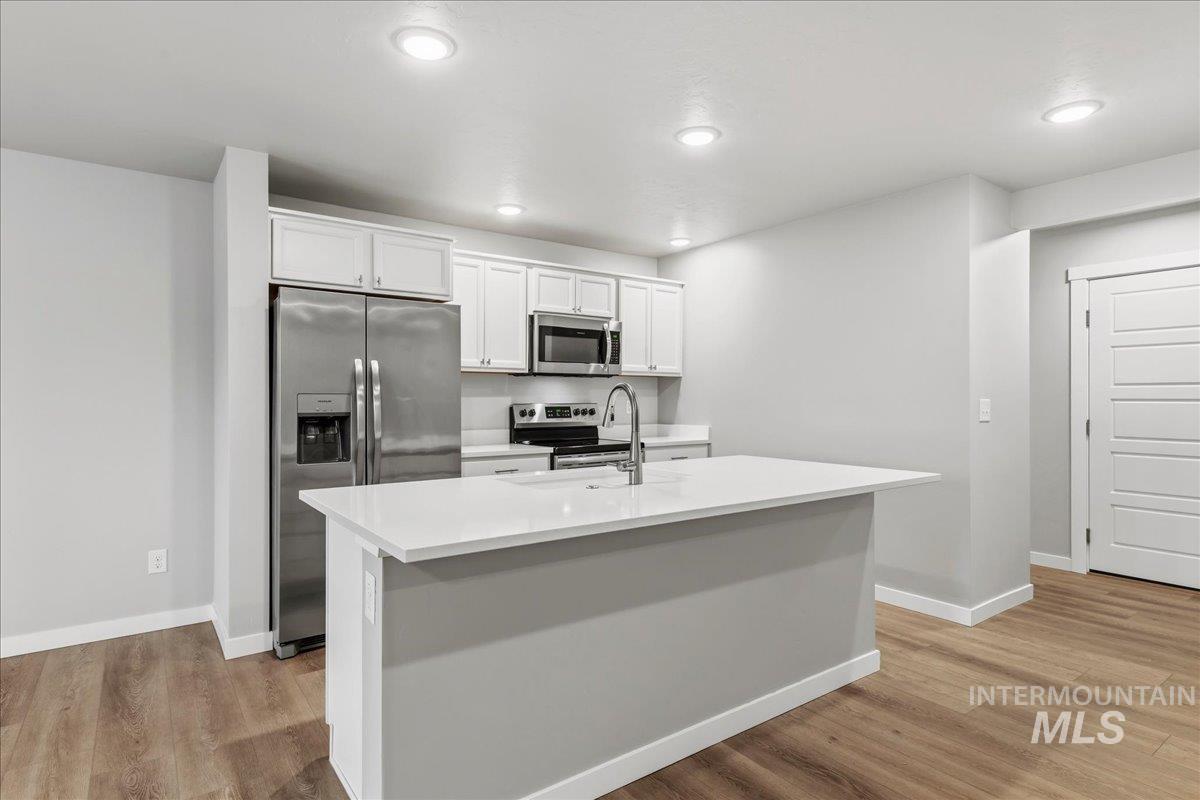 12475 W Victory Rd, Boise, Idaho 83709-3772, 3 Bedrooms, 2.5 Bathrooms, Residential For Sale, Price $415,990,MLS 98992405