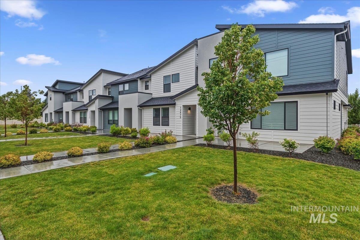 12475 W Victory Rd, Boise, Idaho 83709-3772, 3 Bedrooms, 2.5 Bathrooms, Residential For Sale, Price $415,990,MLS 98992405