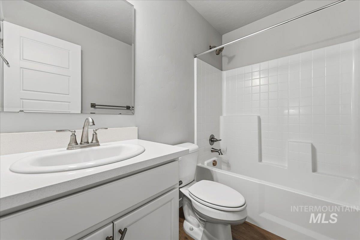 12475 W Victory Rd, Boise, Idaho 83709-3772, 3 Bedrooms, 2.5 Bathrooms, Residential For Sale, Price $415,990,MLS 98992405
