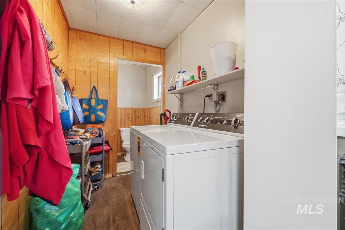 1060 F St W, Vale, Oregon 97918-1430, 3 Bedrooms, 1.5 Bathrooms, Residential For Sale, Price $259,900,MLS 98992406