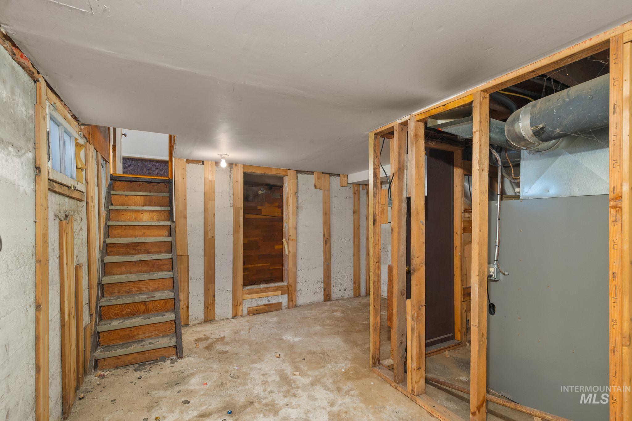 2255 Appleside Blvd, Clarkston, Washington 99403, 2 Bedrooms, 1 Bathroom, Residential For Sale, Price $269,000,MLS 98992407