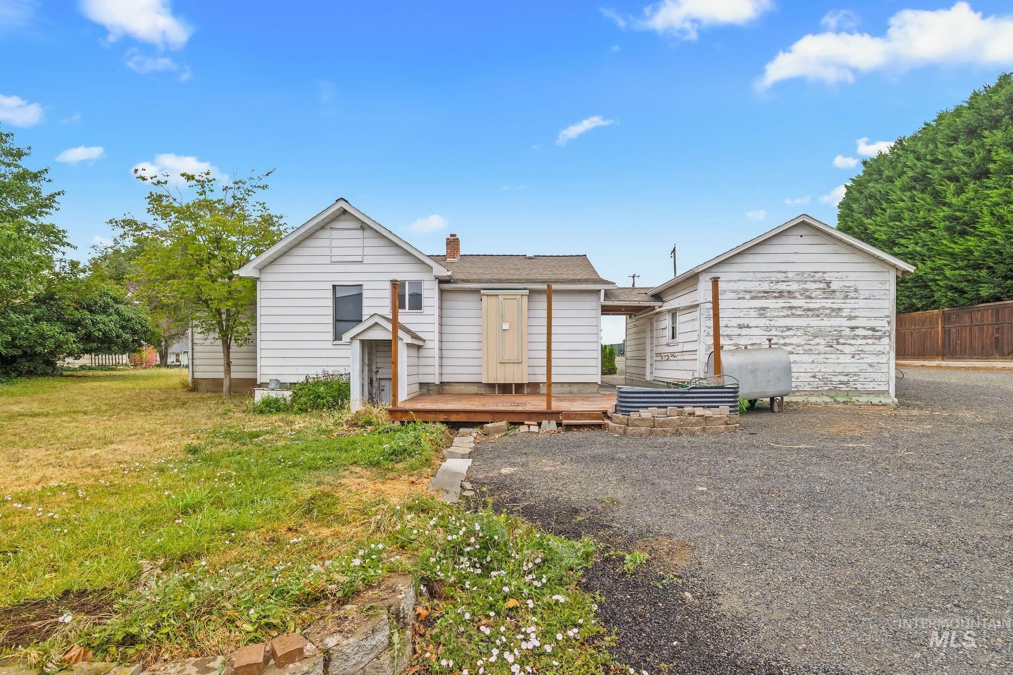 2255 Appleside Blvd, Clarkston, Washington 99403, 2 Bedrooms, 1 Bathroom, Residential For Sale, Price $269,000,MLS 98992407