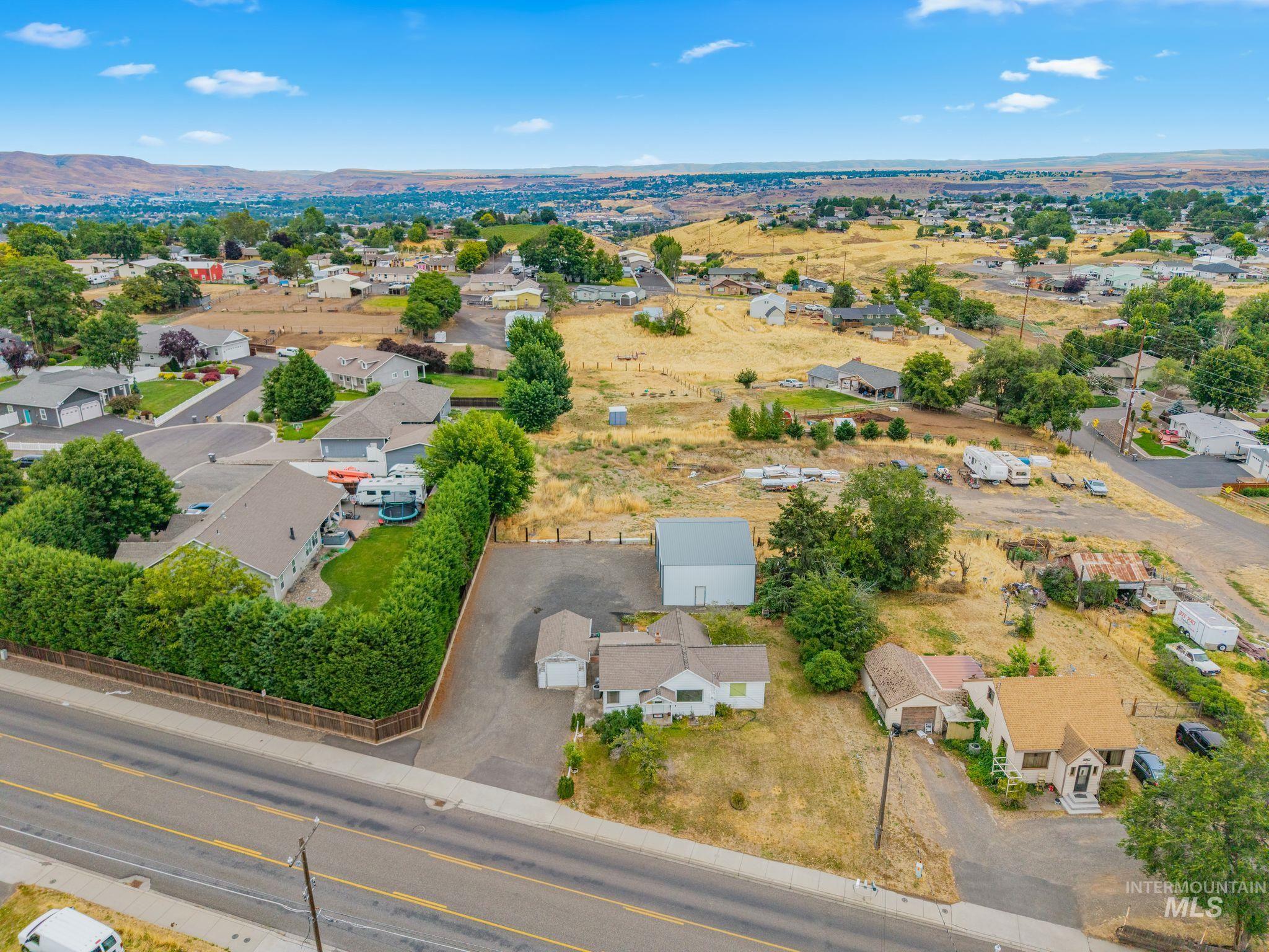 2255 Appleside Blvd, Clarkston, Washington 99403, 2 Bedrooms, 1 Bathroom, Residential For Sale, Price $269,000,MLS 98992407