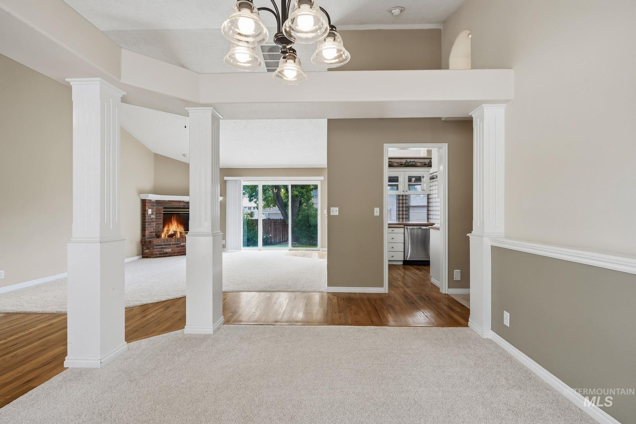 2247 E Gleneagle Dr, Eagle, Idaho 83616-5467, 5 Bedrooms, 3 Bathrooms, Residential For Sale, Price $704,999,MLS 98992408