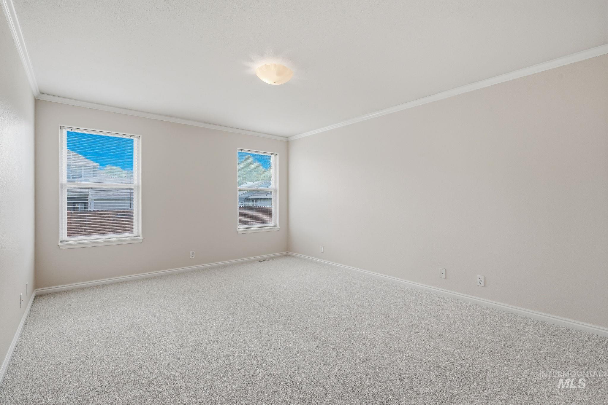 2247 E Gleneagle Dr, Eagle, Idaho 83616-5467, 5 Bedrooms, 3 Bathrooms, Residential For Sale, Price $704,999,MLS 98992408