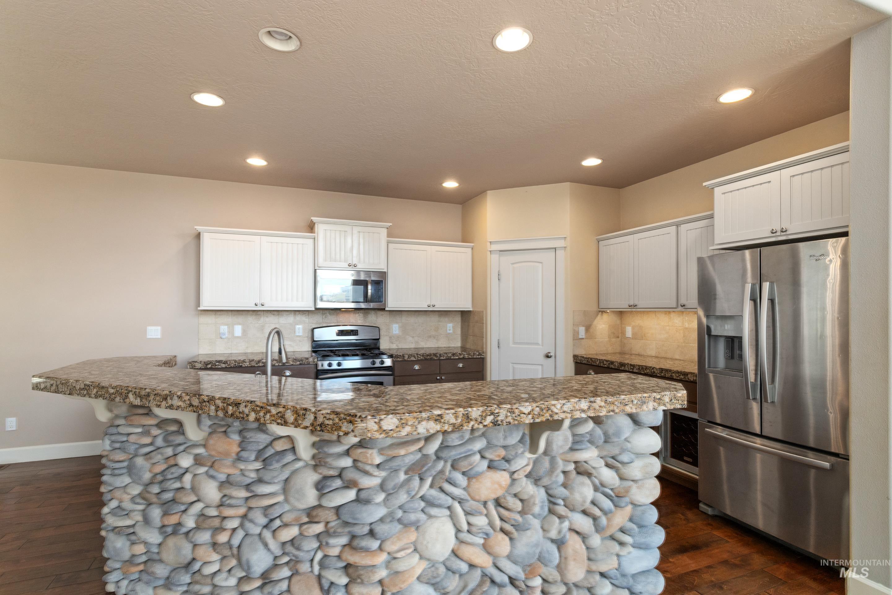 24440 Sparrow Lane, Middleton, Idaho 83644, 4 Bedrooms, 3.5 Bathrooms, Residential For Sale, Price $1,150,000, 98992409