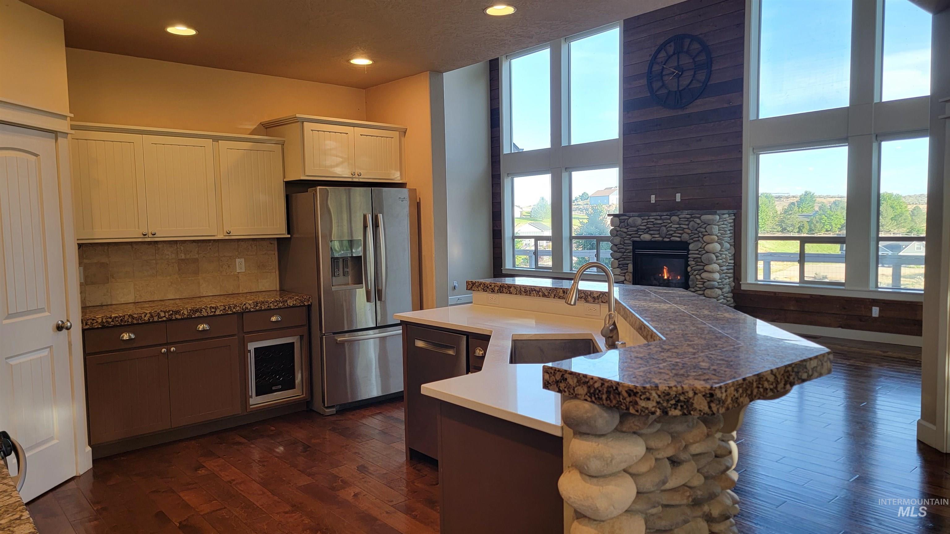 24440 Sparrow Lane, Middleton, Idaho 83644, 4 Bedrooms, 3.5 Bathrooms, Residential For Sale, Price $1,200,000,MLS 98992409