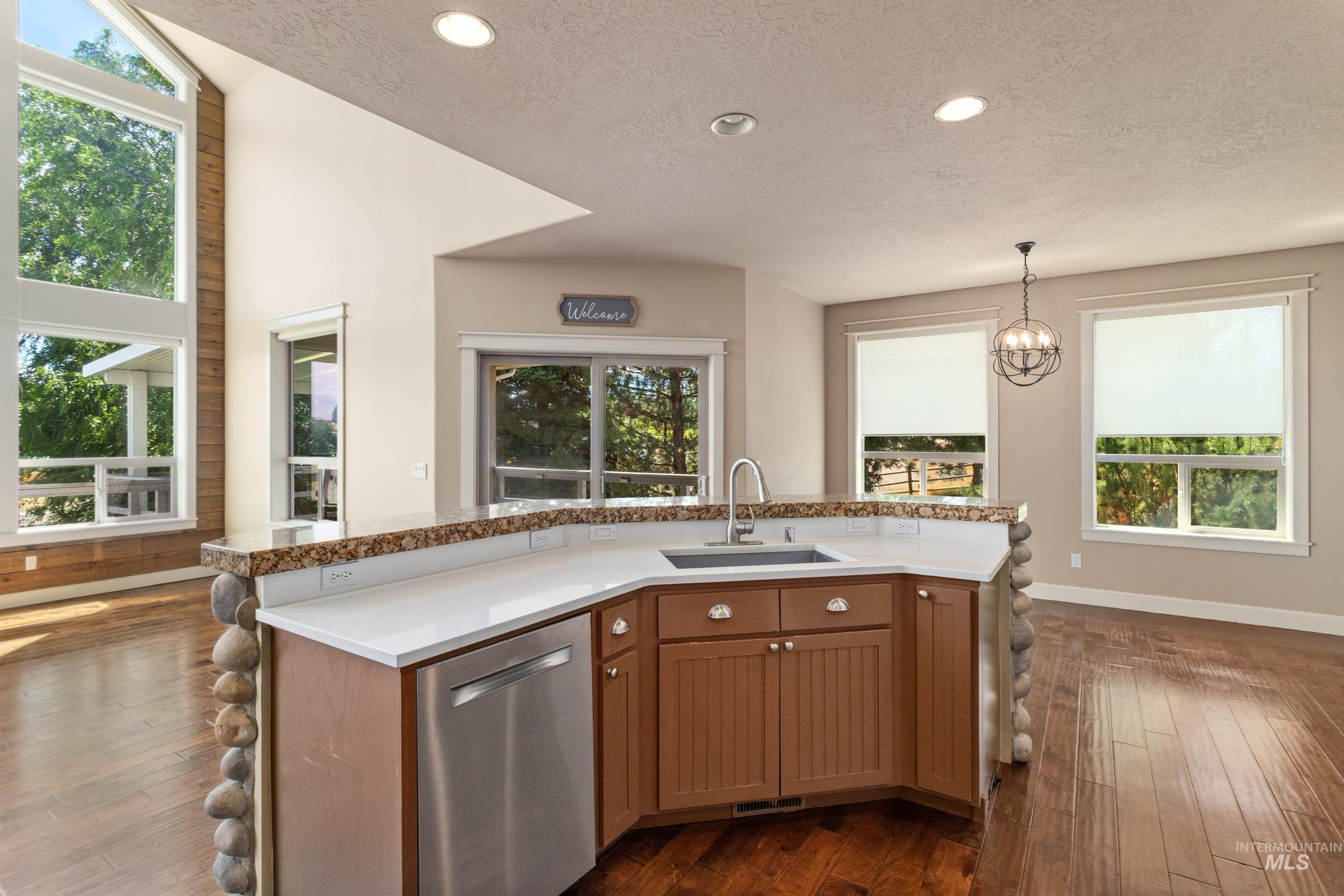 24440 Sparrow Lane, Middleton, Idaho 83644, 4 Bedrooms, 3.5 Bathrooms, Residential For Sale, Price $1,150,000, 98992409