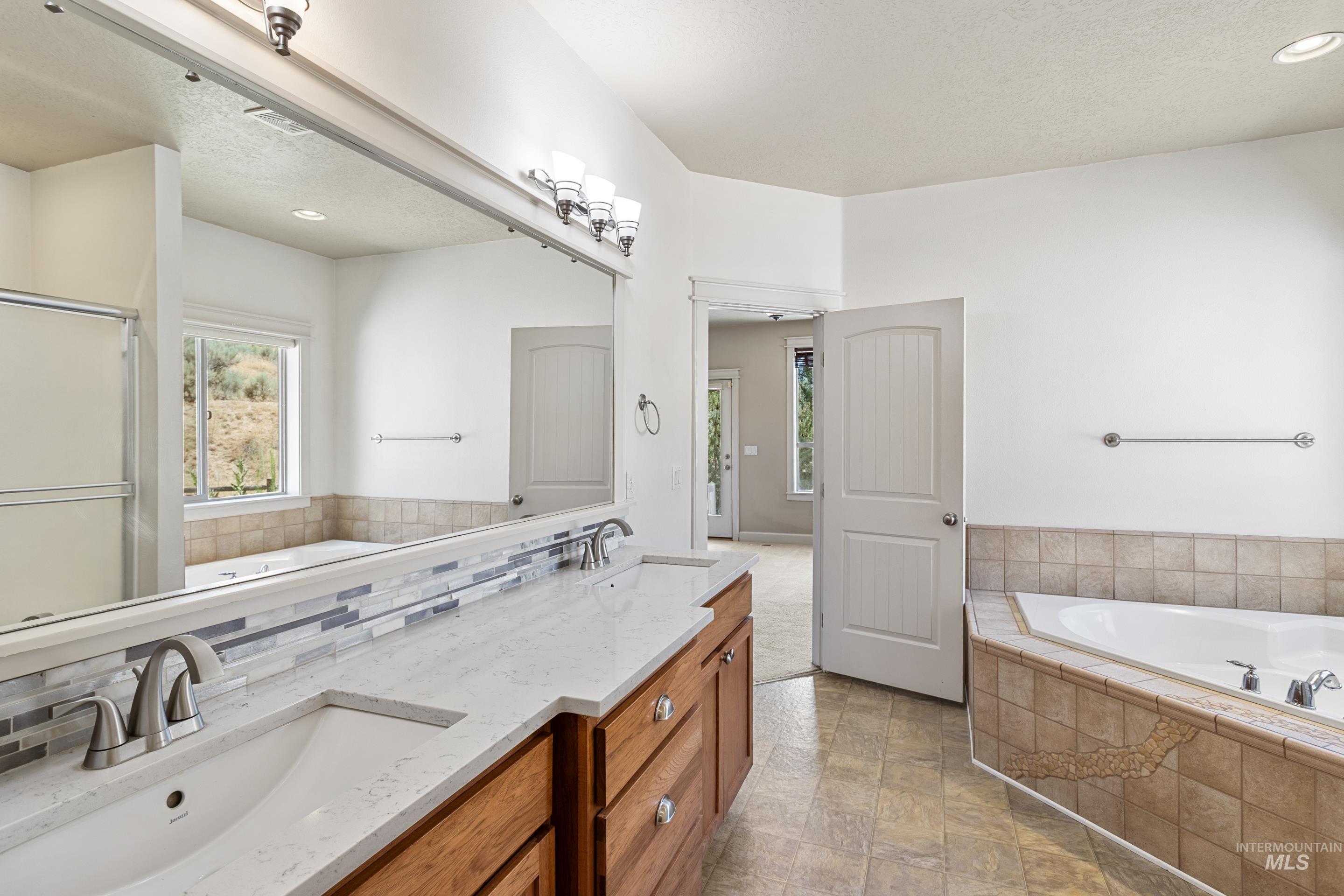 24440 Sparrow Lane, Middleton, Idaho 83644, 4 Bedrooms, 3.5 Bathrooms, Residential For Sale, Price $1,150,000, 98992409