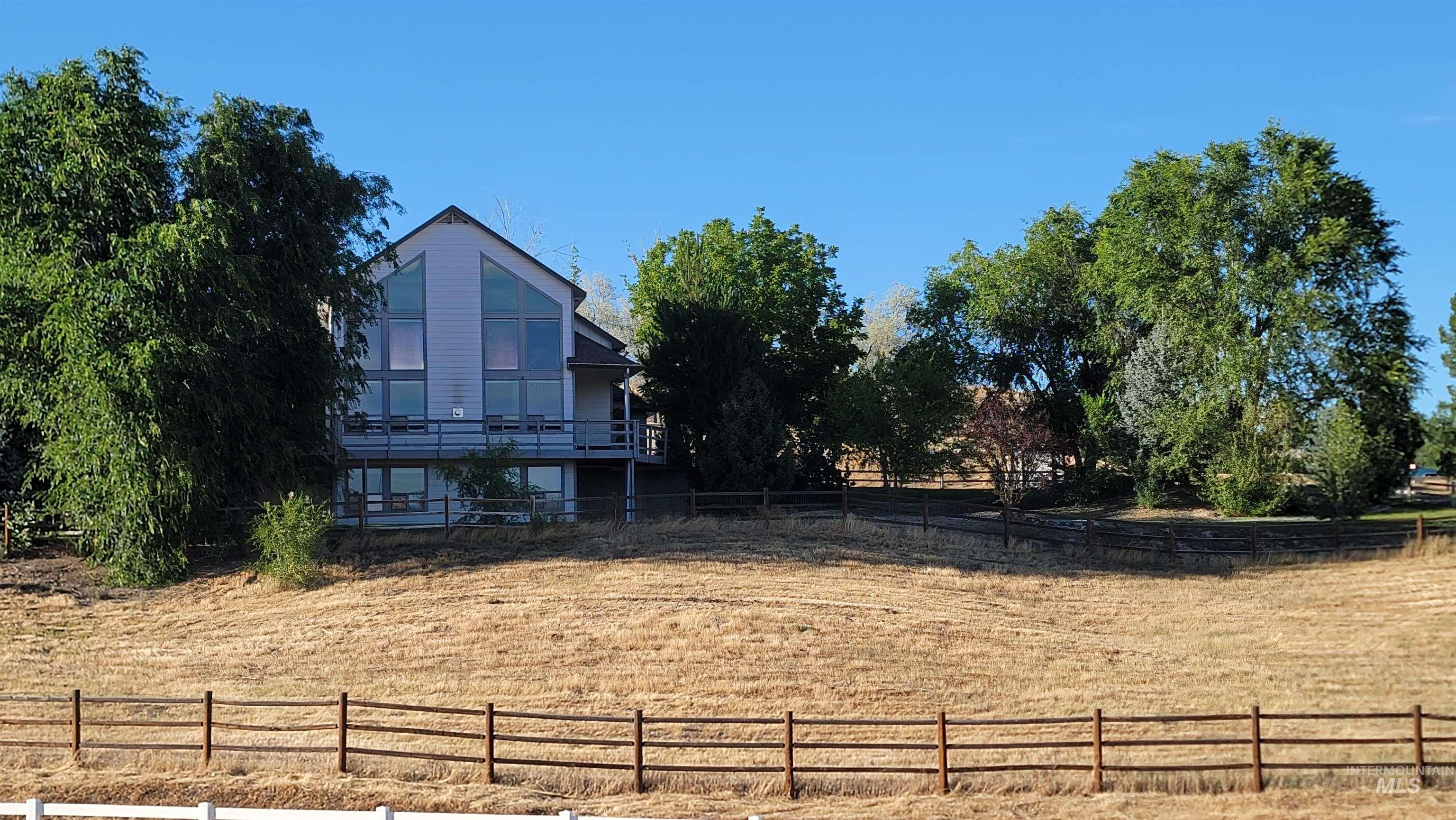24440 Sparrow Lane, Middleton, Idaho 83644, 4 Bedrooms, 3.5 Bathrooms, Residential For Sale, Price $1,200,000,MLS 98992409