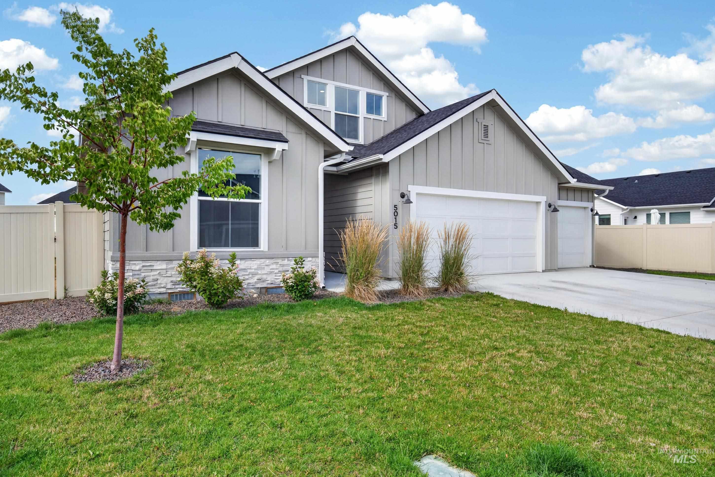 5015 Endicott Dr, Caldwell, Idaho 83605-1110, 3 Bedrooms, 2 Bathrooms, Residential For Sale, Price $439,900,MLS 98992410