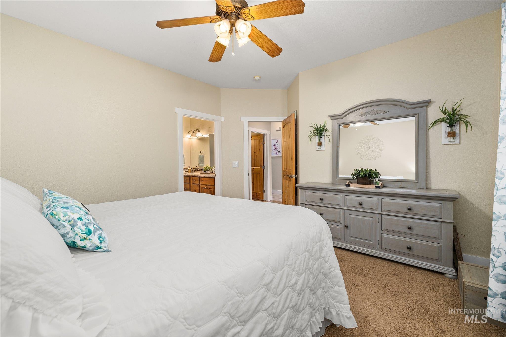 1140 Edgemont St, Emmett, Idaho 83617, 3 Bedrooms, 2.5 Bathrooms, Residential For Sale, Price $889,000,MLS 98992411