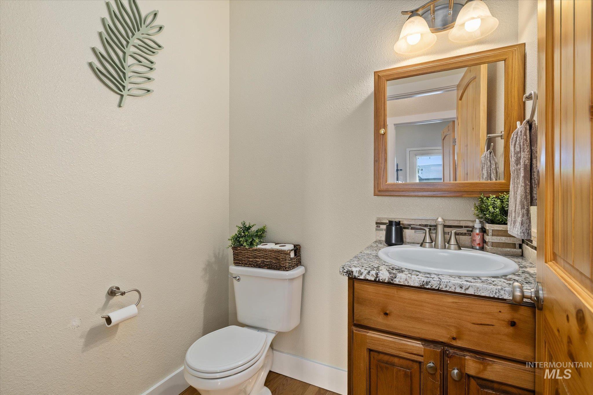 1140 Edgemont St, Emmett, Idaho 83617, 3 Bedrooms, 2.5 Bathrooms, Residential For Sale, Price $889,000,MLS 98992411