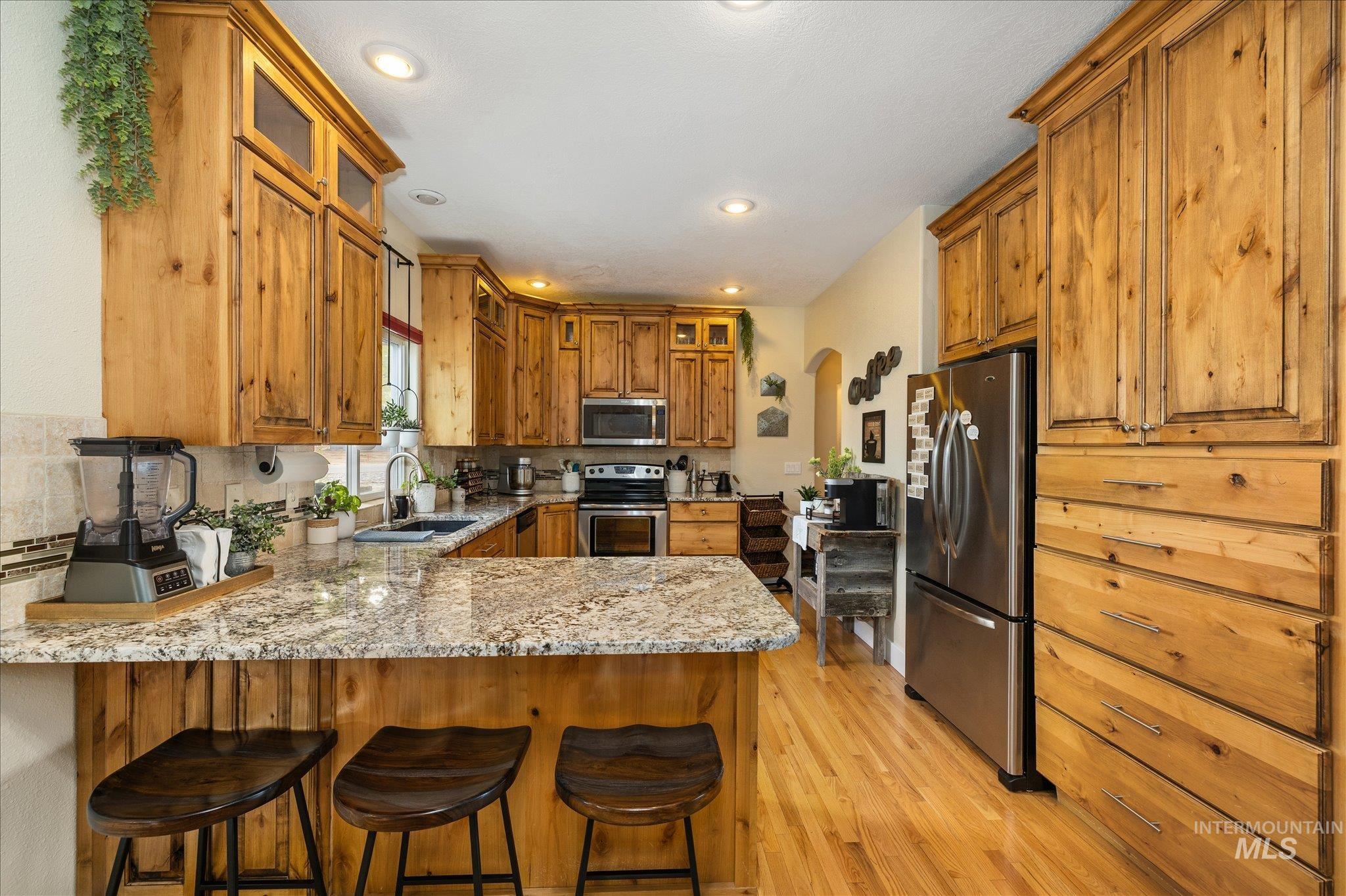 1140 Edgemont St, Emmett, Idaho 83617, 3 Bedrooms, 2.5 Bathrooms, Residential For Sale, Price $889,000,MLS 98992411