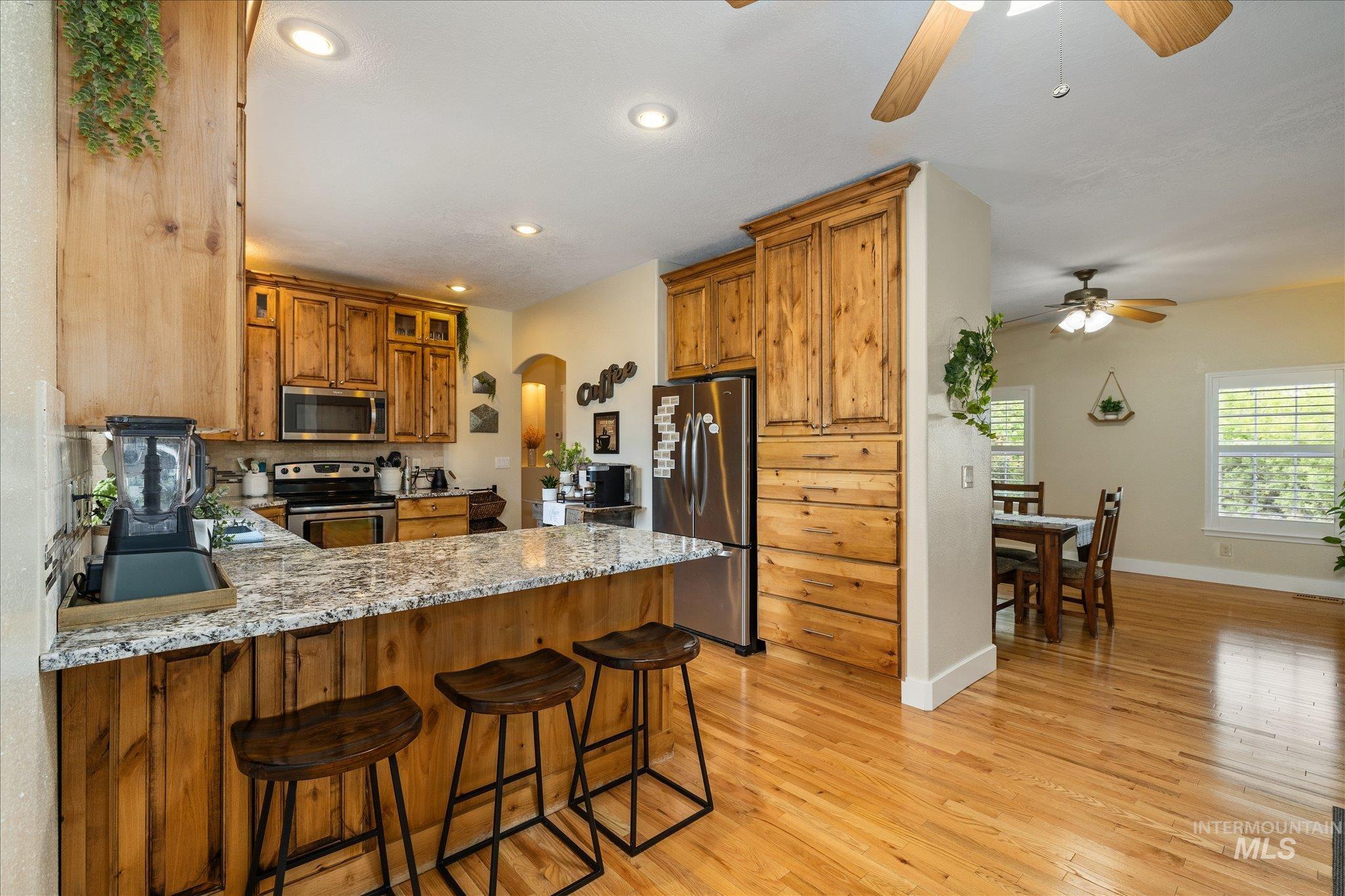 1140 Edgemont St, Emmett, Idaho 83617, 3 Bedrooms, 2.5 Bathrooms, Residential For Sale, Price $889,000,MLS 98992411