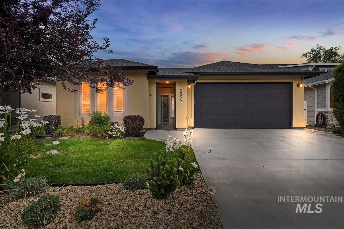 6668 W Hammermill Dr, Boise, Idaho 83714, 3 Bedrooms, 2.5 Bathrooms, Residential For Sale, Price $750,000,MLS 98992412