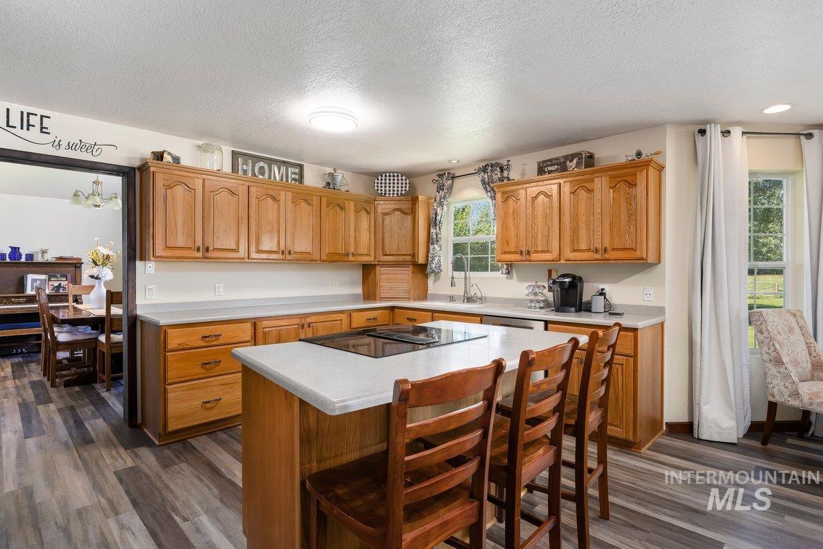 4027 N 3500 E, Kimberly, Idaho 83341, 5 Bedrooms, 3 Bathrooms, Residential For Sale, Price $714,975, 98992413