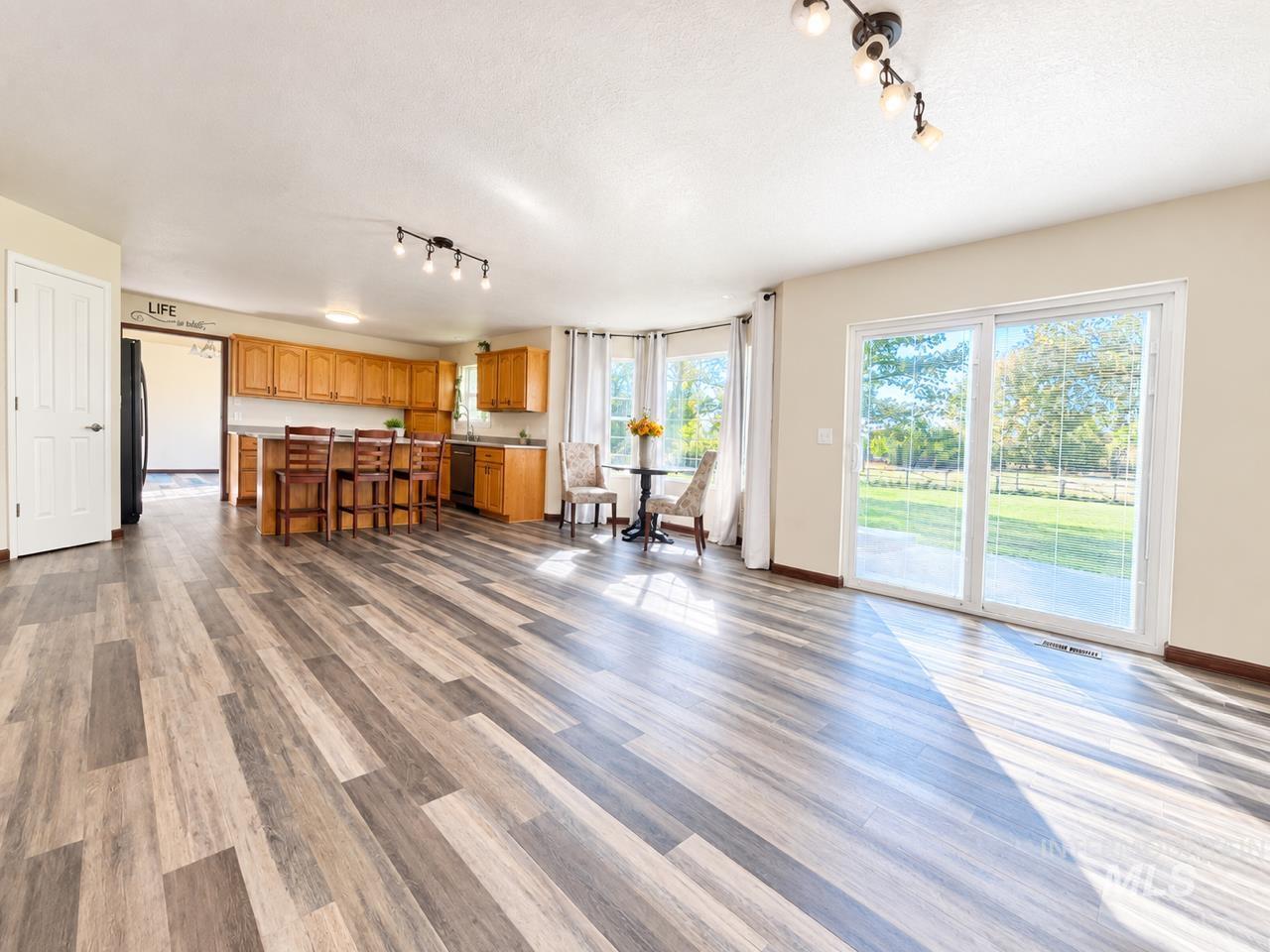 4027 N 3500 E, Kimberly, Idaho 83341, 5 Bedrooms, 3 Bathrooms, Residential For Sale, Price $699,500,MLS 98992413