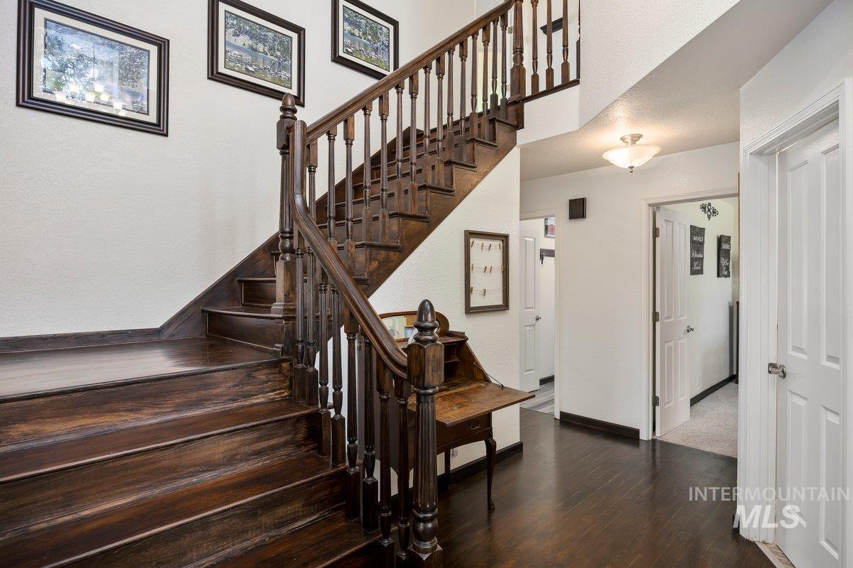 4027 N 3500 E, Kimberly, Idaho 83341, 5 Bedrooms, 3 Bathrooms, Residential For Sale, Price $714,975, 98992413