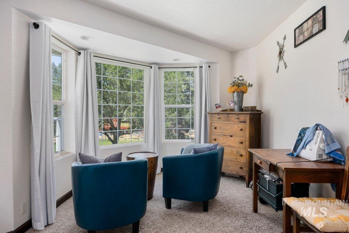 4027 N 3500 E, Kimberly, Idaho 83341, 5 Bedrooms, 3 Bathrooms, Residential For Sale, Price $714,975, 98992413
