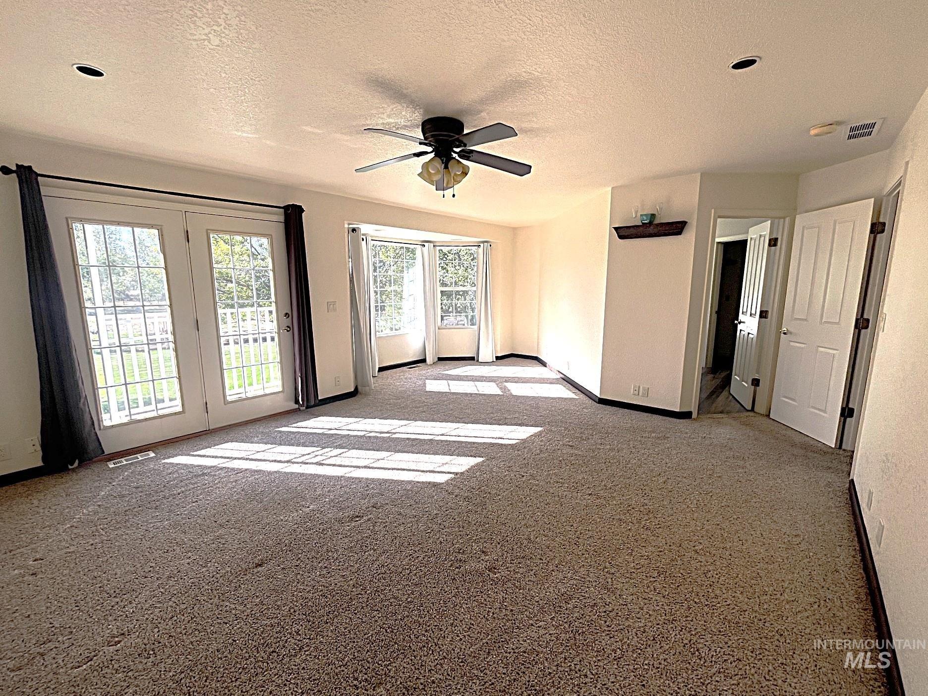 4027 N 3500 E, Kimberly, Idaho 83341, 5 Bedrooms, 3 Bathrooms, Residential For Sale, Price $699,500,MLS 98992413