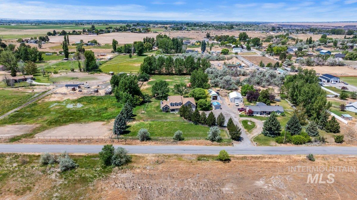 4027 N 3500 E, Kimberly, Idaho 83341, 5 Bedrooms, 3 Bathrooms, Residential For Sale, Price $714,975, 98992413