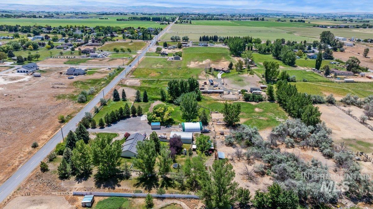 4027 N 3500 E, Kimberly, Idaho 83341, 5 Bedrooms, 3 Bathrooms, Residential For Sale, Price $714,975, 98992413