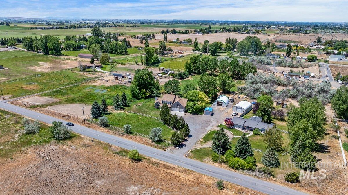 4027 N 3500 E, Kimberly, Idaho 83341, 5 Bedrooms, 3 Bathrooms, Residential For Sale, Price $714,975, 98992413