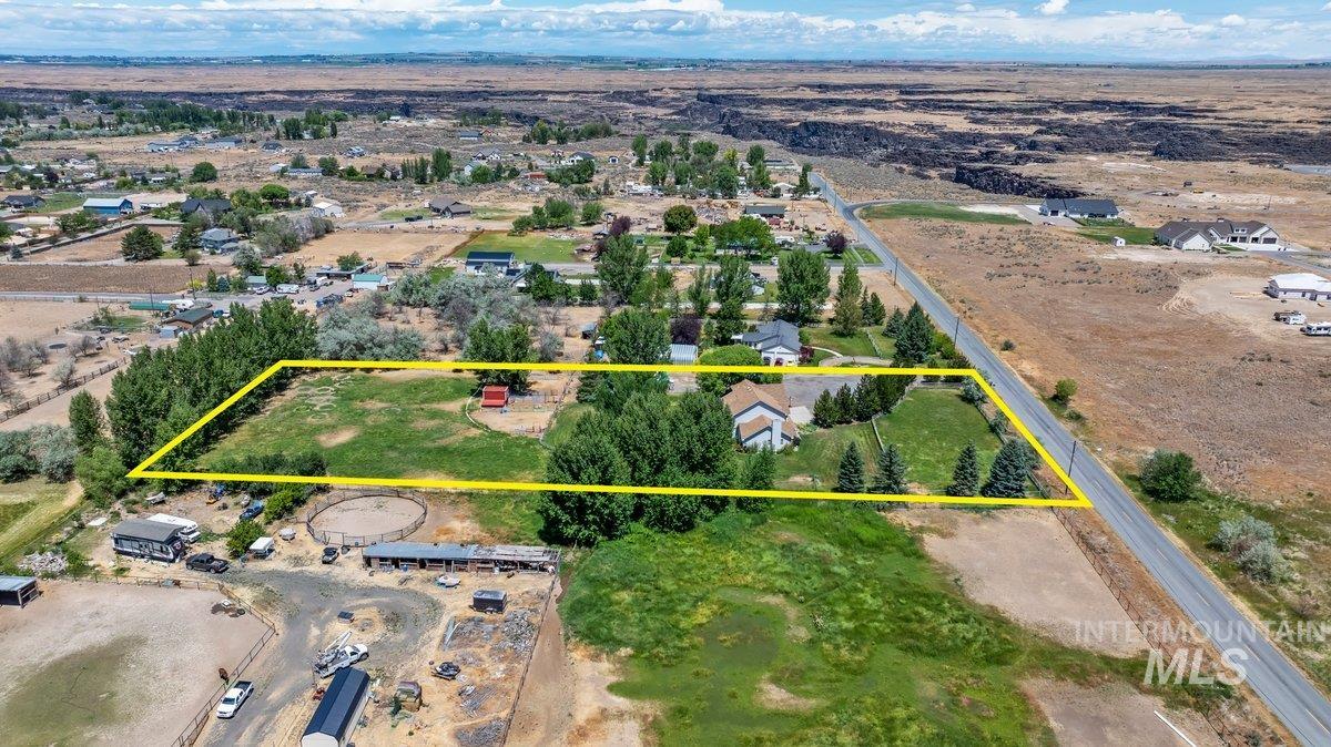 4027 N 3500 E, Kimberly, Idaho 83341, 5 Bedrooms, 3 Bathrooms, Residential For Sale, Price $714,975, 98992413