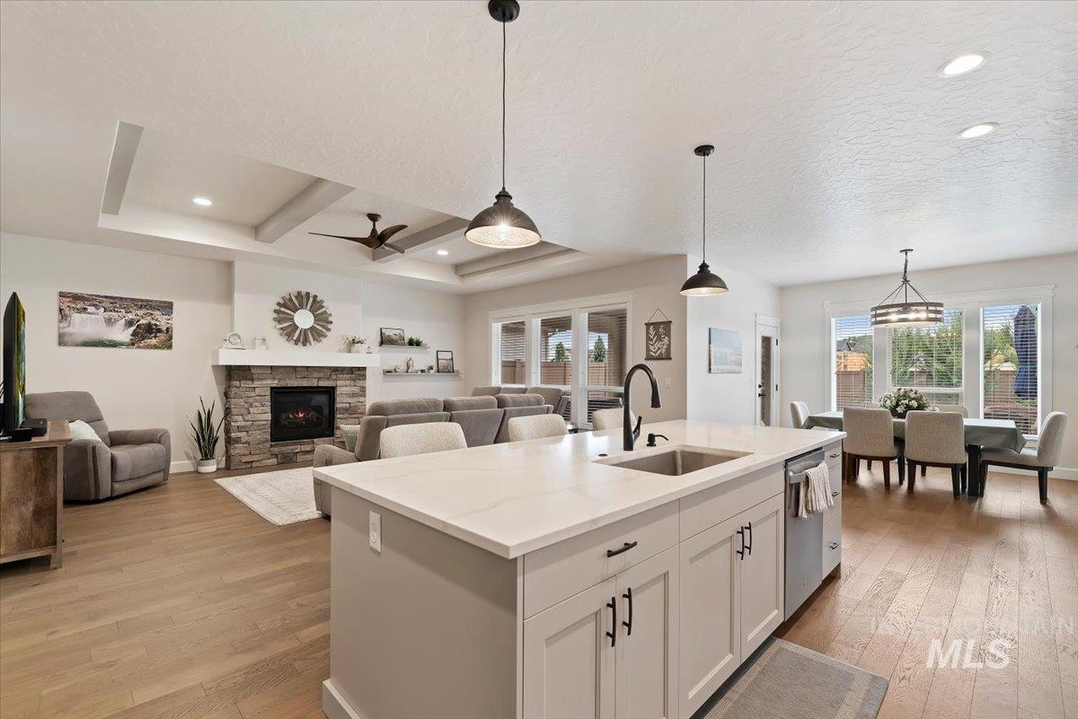2865 E Murchison St, Meridian, Idaho 83642, 4 Bedrooms, 2 Bathrooms, Residential For Sale, Price $735,900, 98992415