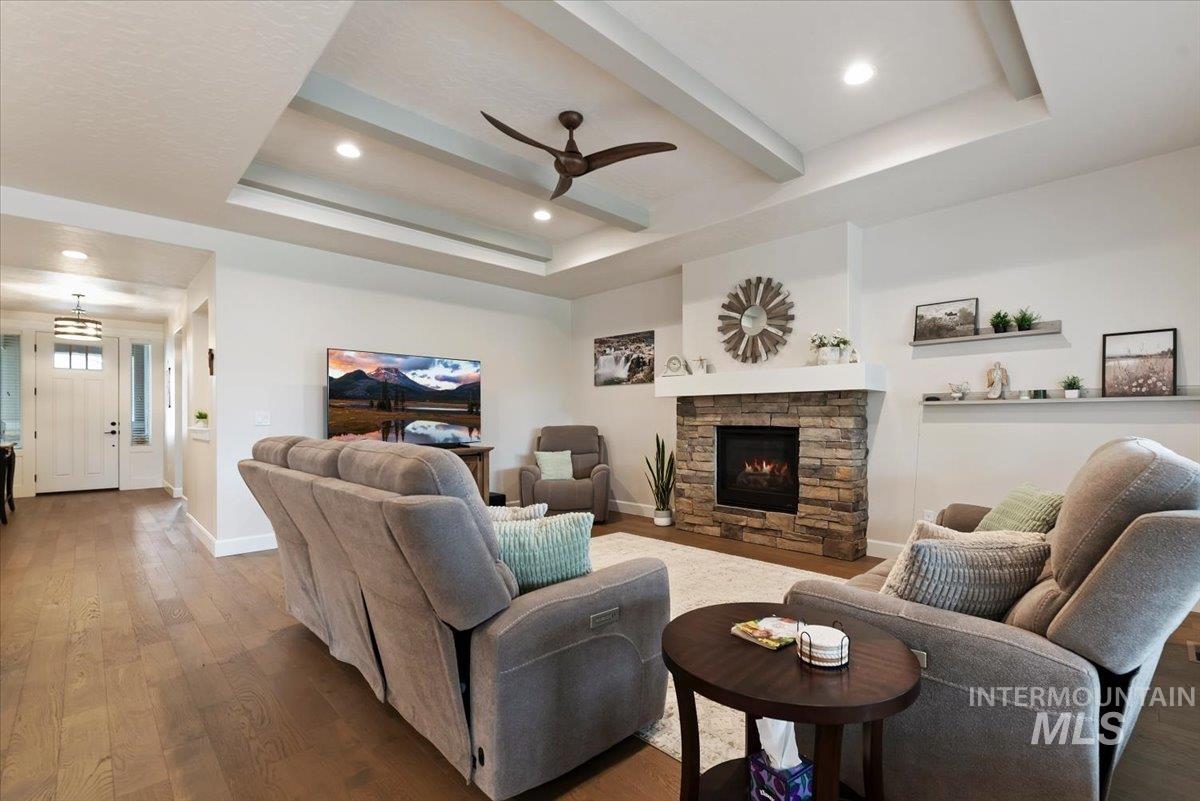 2865 E Murchison St, Meridian, Idaho 83642, 4 Bedrooms, 2 Bathrooms, Residential For Sale, Price $735,900, 98992415