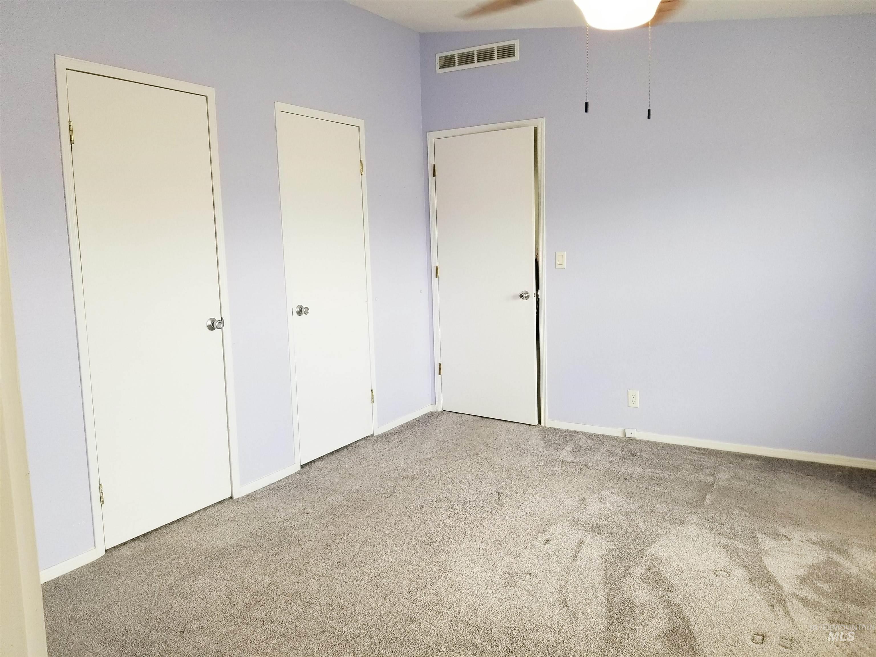1605 Grandview Dr N, Twin Falls, Idaho 83301, 3 Bedrooms, 2 Bathrooms, Residential For Sale, Price $185,000,MLS 98992416